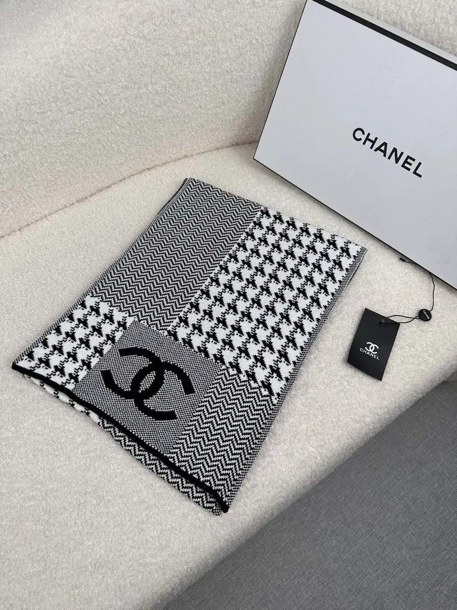 샤넬 Chanel 스카프